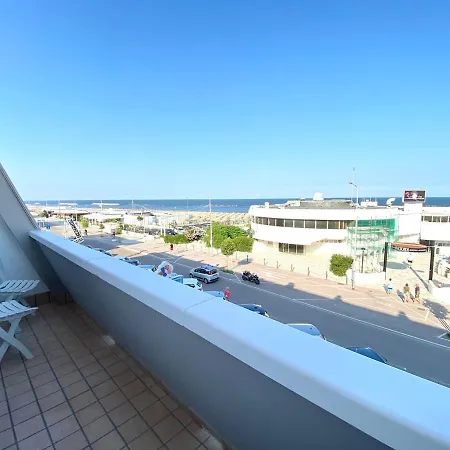Vear Hausing - Piramidi 17 Apartman Lido delle Nazioni